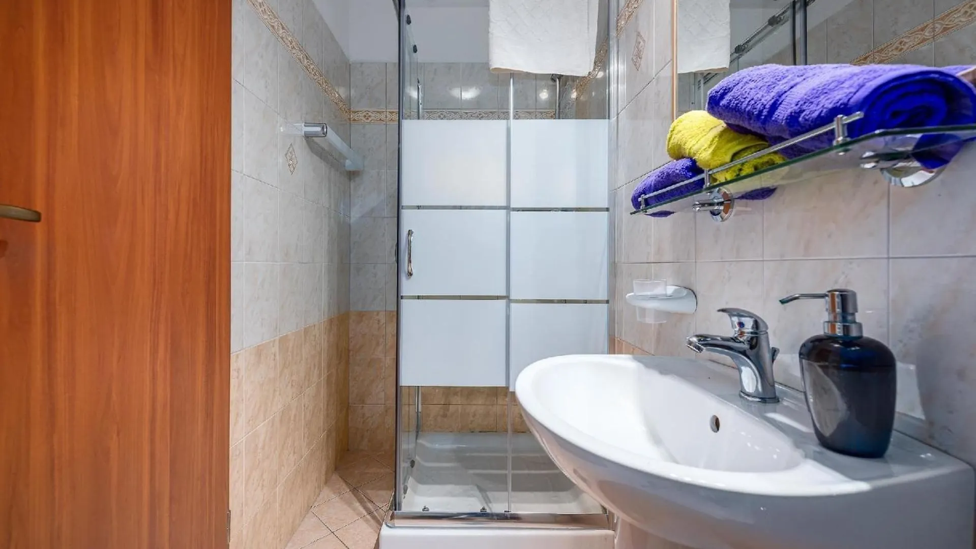 Apartment Ferienwohnung Fuer 5 Personen Ca 50 Qm In Labin, Istrien Bucht Von Rasa Labin