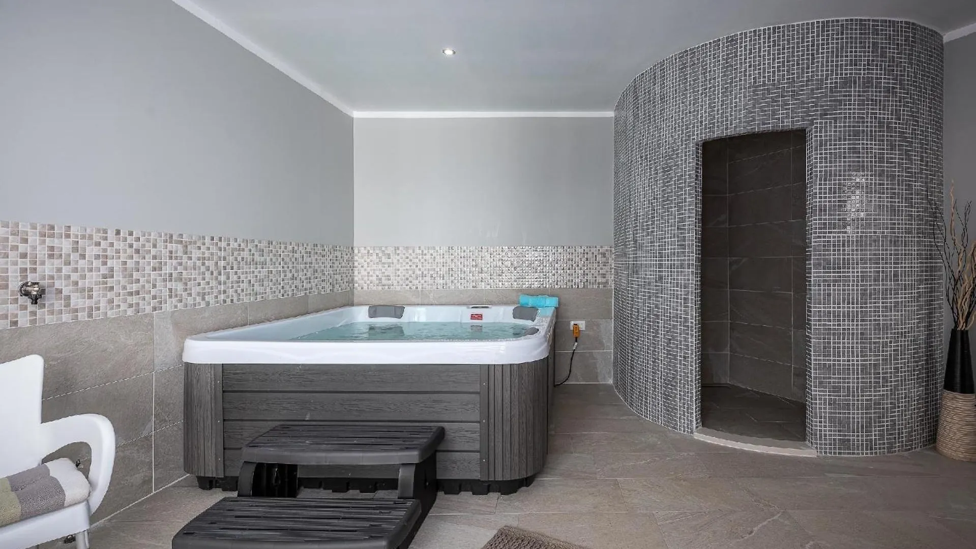 Apartment Ferienwohnung Fuer 5 Personen Ca 50 Qm In Labin, Istrien Bucht Von Rasa Labin
