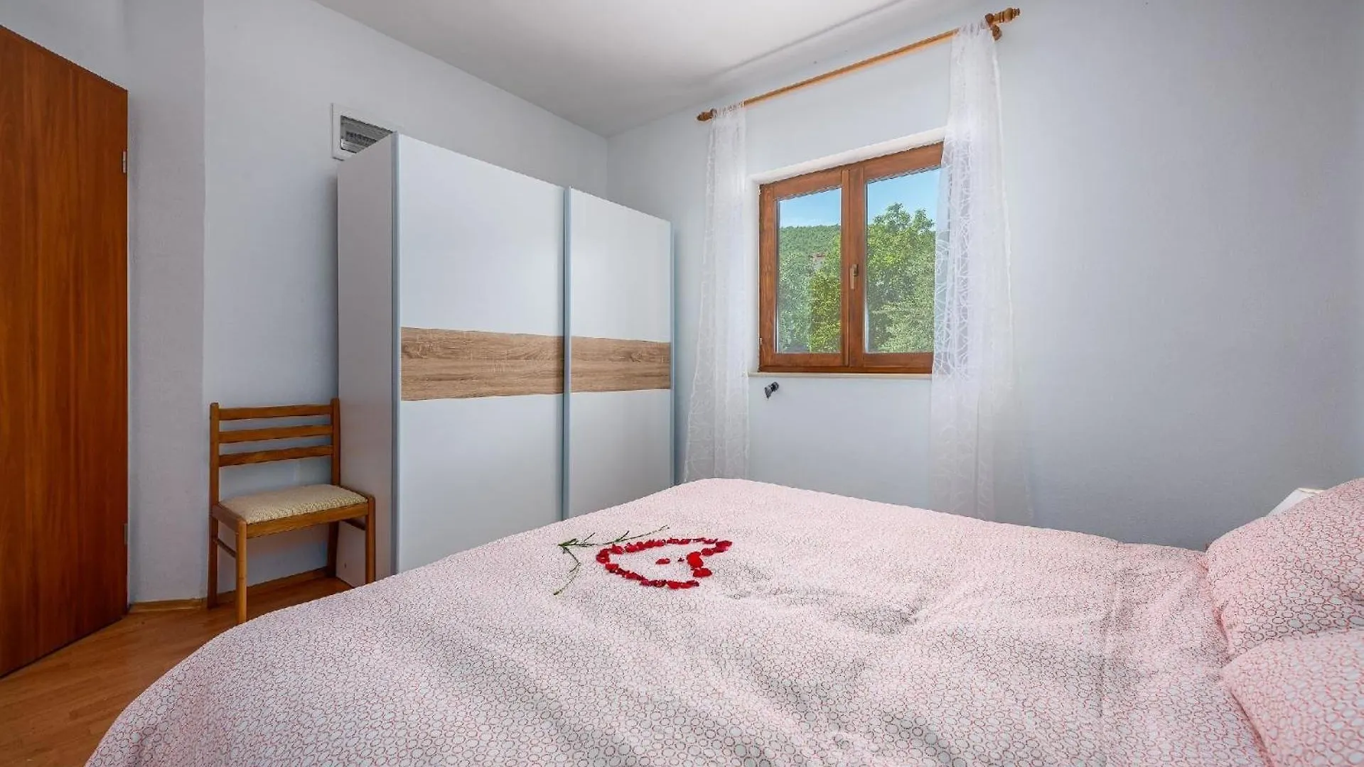 Apartment Ferienwohnung Fuer 5 Personen Ca 50 Qm In Labin, Istrien Bucht Von Rasa Labin  Croatia